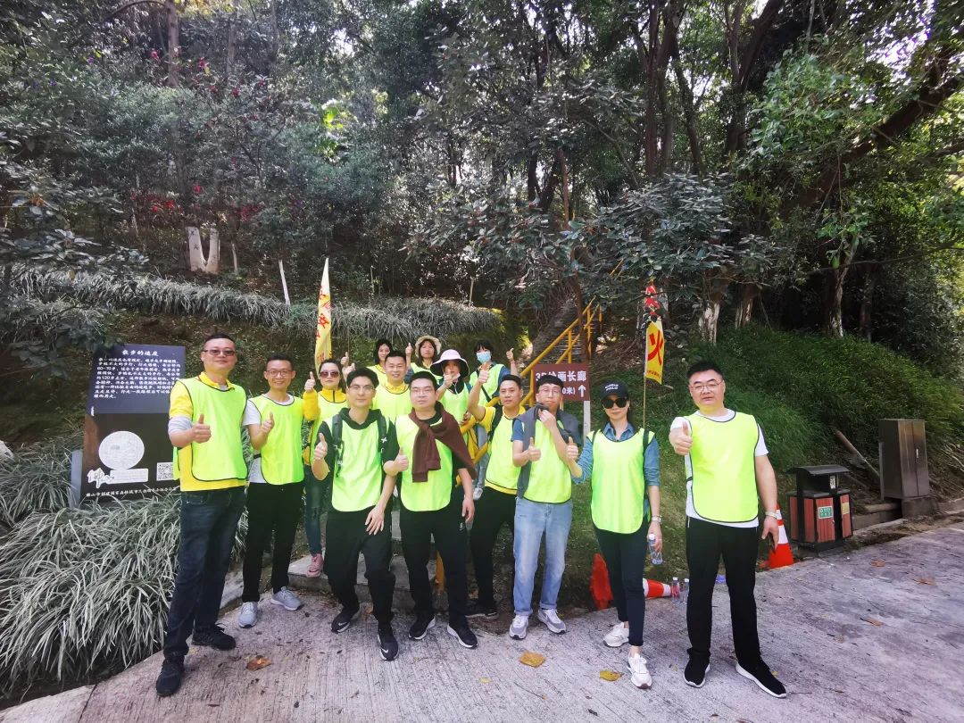 花季传媒免费观看下载瓷砖.花季传媒网站入口团队比赛完毕合影